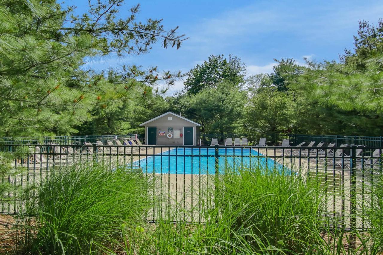 Kingfisher Cove Cabin 2 Saugatuck Esterno foto