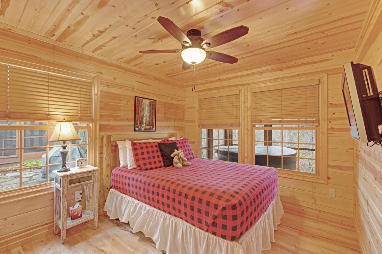 Kingfisher Cove Cabin 2 Saugatuck Esterno foto